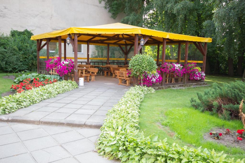 Deims Hotel Šilutė Esterno foto