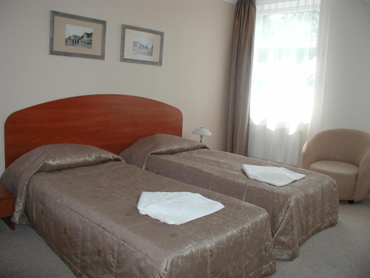 Deims Hotel Šilutė Esterno foto